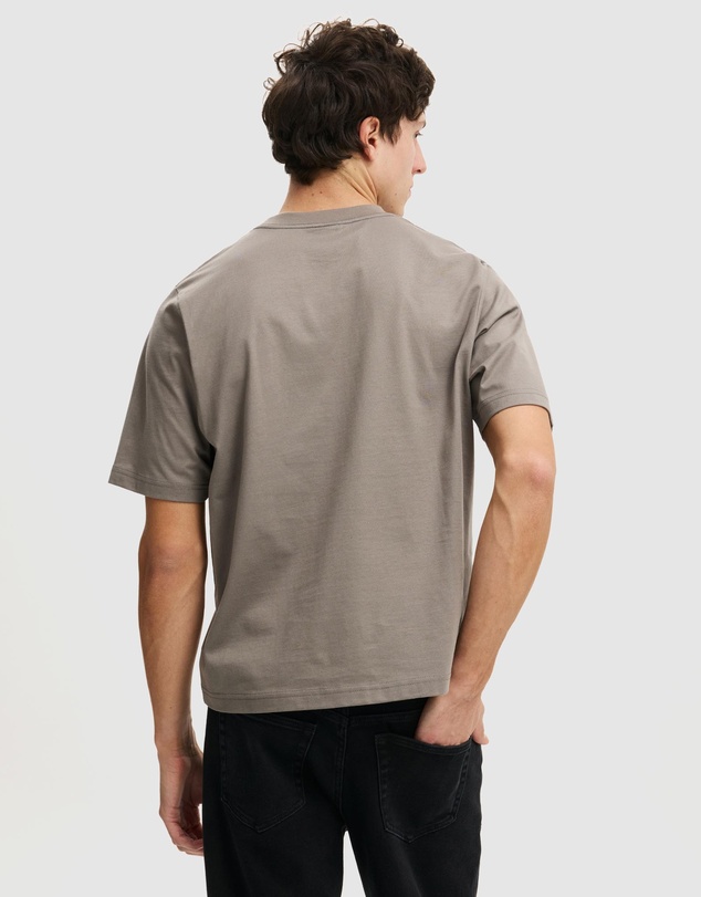 Cotton On - Cropped Fit T-Shirt