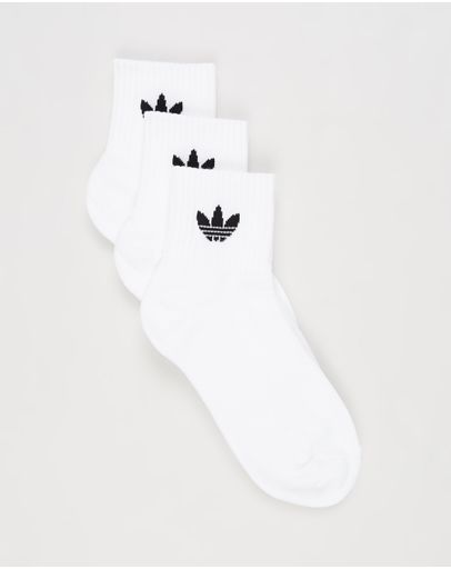 White, White & Black