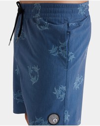 Volcom - Mens Regal Trop Psych Cotton 17