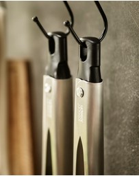 Joseph Joseph - Elevate™ Fusion Set of 2 Silicone Tongs with Integrated Tool Rests