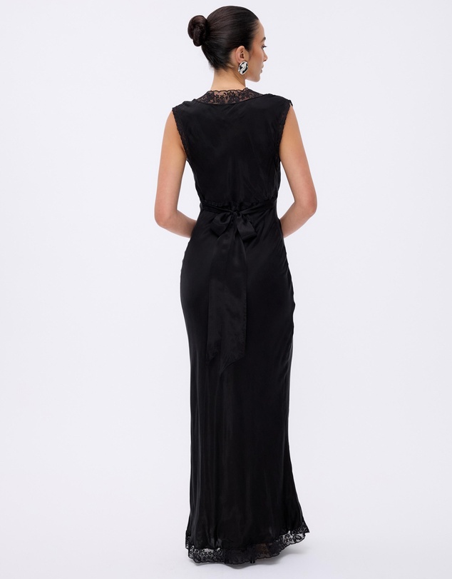 Minima Esenciales - Rosalie Lace Detail Midi Dress
