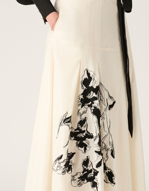 MOS The Label - Lis Embroidery Midi Skirt