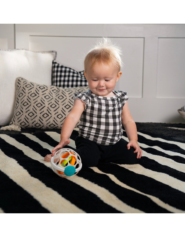 Oball - Grip & Spin Rattle Toy