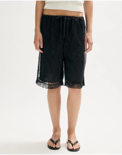 Minima Esenciales - Esra Lace Shorts