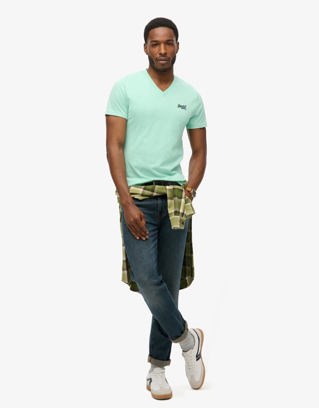 Superdry - Essential Logo Embroidered Vee Tee