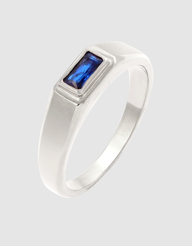Kuzzoi - ICONIC EXCLUSIVE - Slim Signet Ring with Sapphire in 925 Sterling Silver