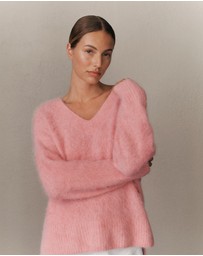 Trenery - Brushed Alpaca Relaxed V Knit in Dusty Rose
