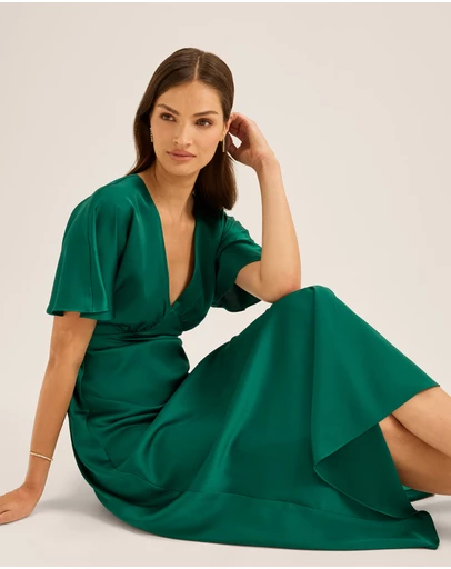 Review - Montreal Short Sleeve Maxi Dress