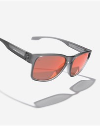 Hawkers Co - HAWKERS - Polarized Grey Ruby CORE RAW  Sunglasses for Men and Women UV400