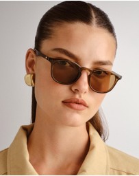 Le Specs - Club Royale