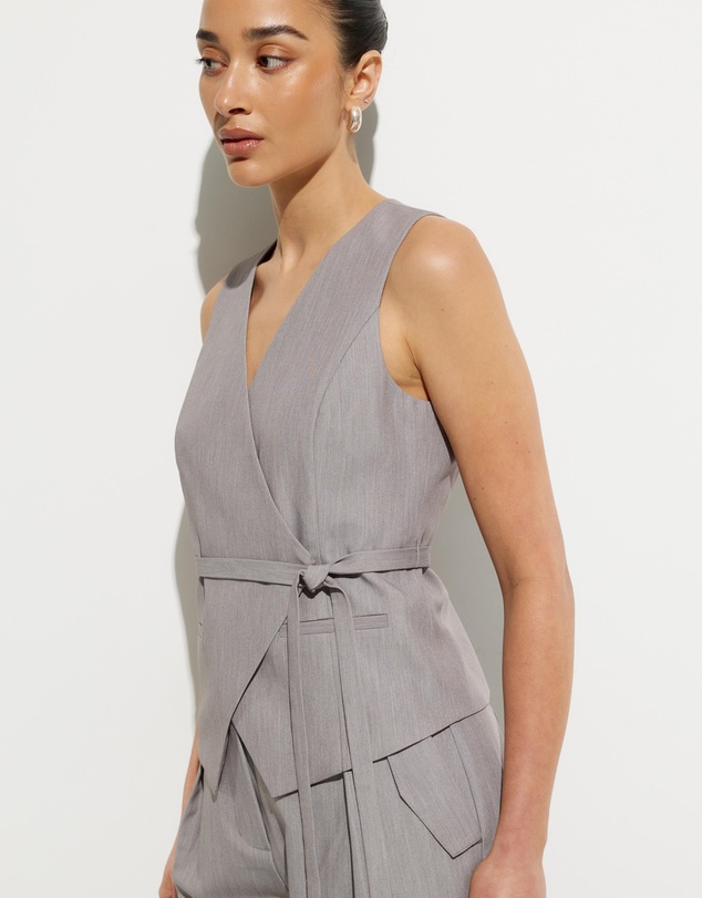 Calli - Dalby Wrap Vest