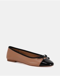 Miss Sofie - Landon Flats