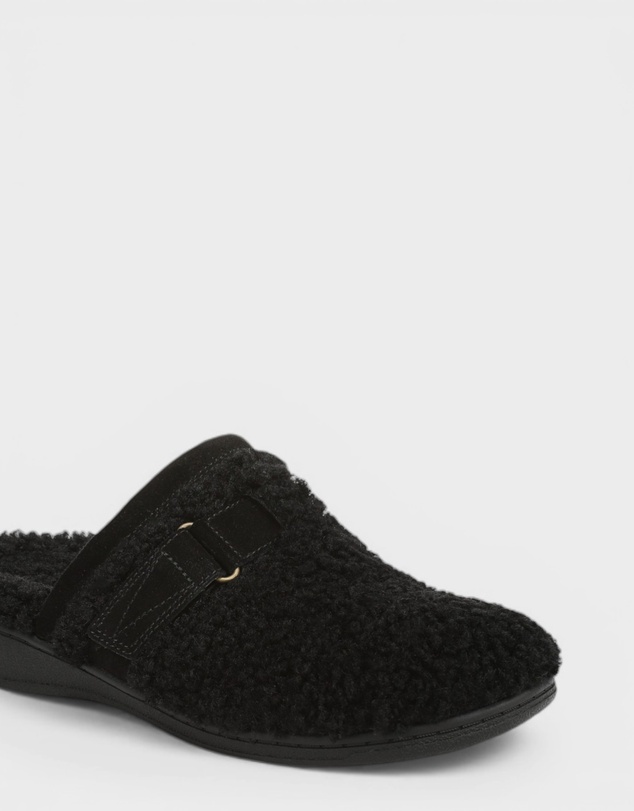 Vionic - Izzy Slipper - Black