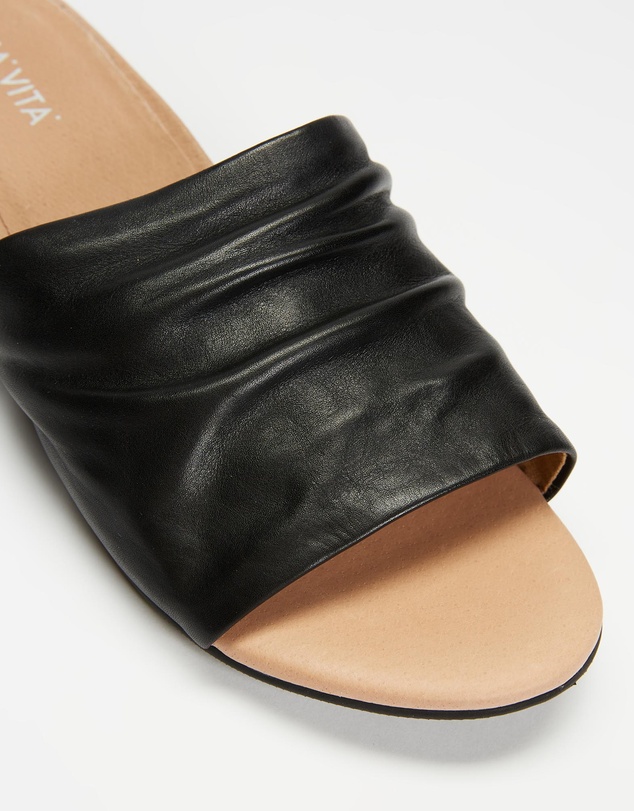 Mia Vita - Maple Slide - Black