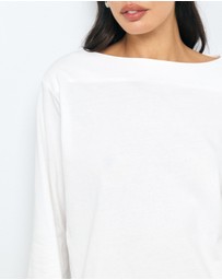 AERE - Boat Neck T-Shirt