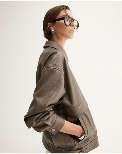 Taupe
