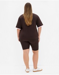 City Chic - Plus size Oversized V Neck Tee - chocolate