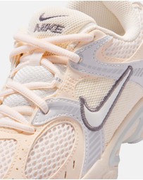 Nike - V5 Rnr Grade School