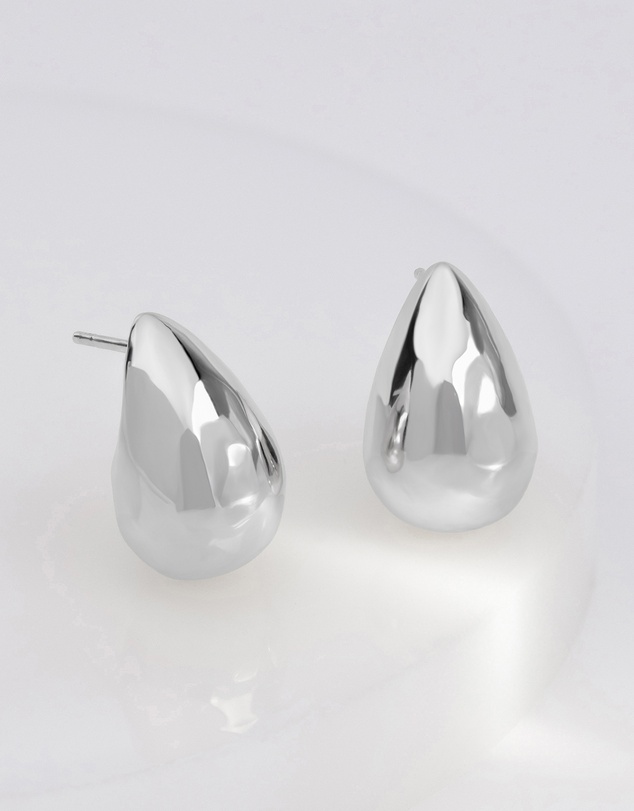 Wanderlust + Co - Teardrop Classic 20mm Stud Earrings