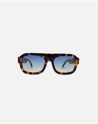 Soda Shades - Rozalia Russia x Soda Shades - Shade 004 Rich Tortoise / Blue
