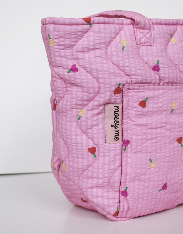 Mosey Me - Forget Me Not Quilted Bag in Peony