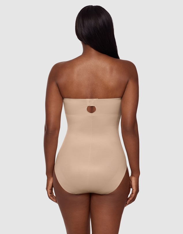 Miraclesuit Shapewear - Show Stopper Wirefree Convertible-to-Strapless Shaping Bodysuit