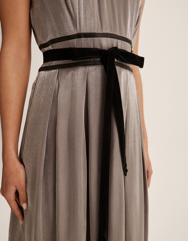 Review - Romana Dress