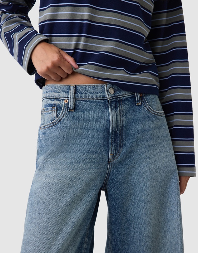 GAP - Mid Rise Baggy Jeans