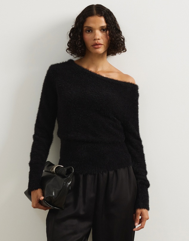 Atmos&Here - Abi Off Shoulder Sweater
