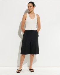 Calli - T Bar Rib Tank