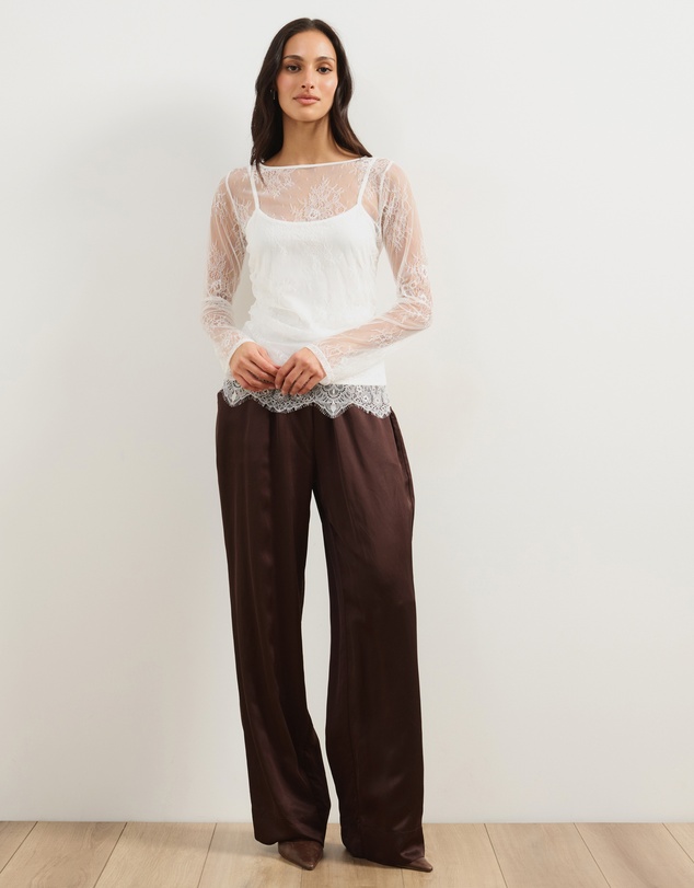 Atmos&Here - Gigi Chantilly Lace Long Sleeve Top With Removeable Cami