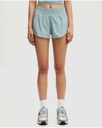 Cotton On Body Active - Active Curve Hem Shorts