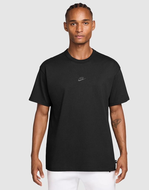 Nike - Sportswear Premium Essentials T-Shirt