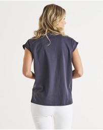 Betty Basics - Michaela Tee
