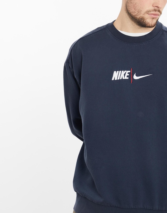 Vintage by The Real Deal - Pre Loved - Vintage Nike Embroidered Sweatshirt