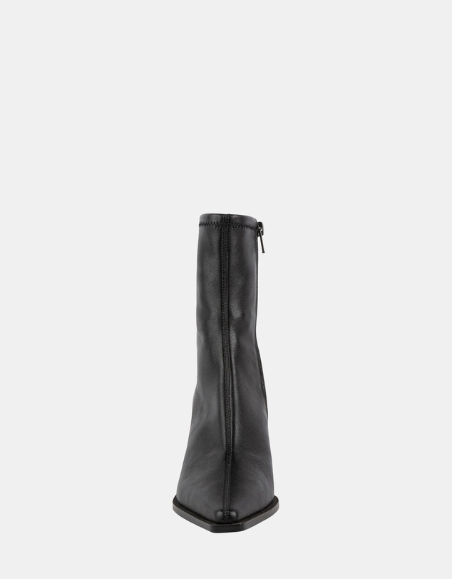 Steve Madden - Briane Black Boots