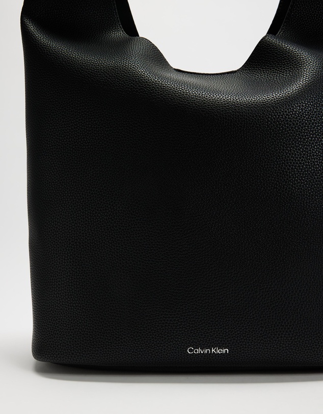 Calvin Klein - Slouchy Pebble Medium Bag