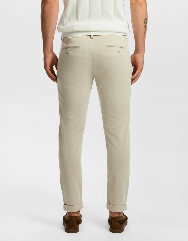 yd. - Decaf Slim Cropped Chino