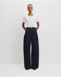 Country Road - Curved Wide Leg Jean