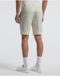 Calibre - Seersucker Check Shorts Stone