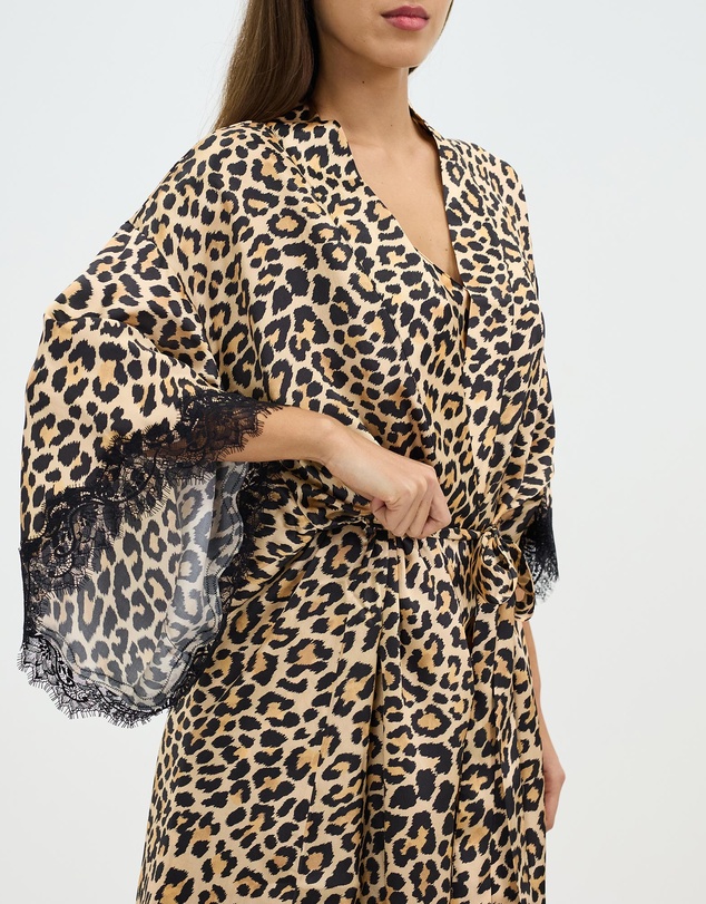 Sainted Sisters - Scarlett Silk Kimono
