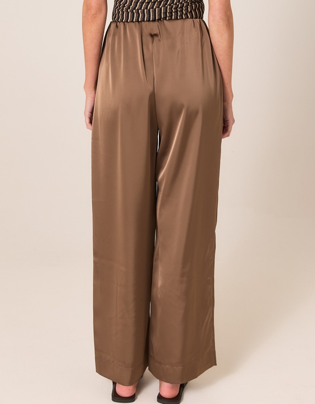 Fate + Becker - Dahlia Satin Pant