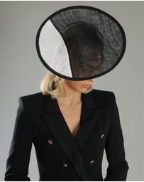 Morgan & Taylor - Niah Plate Fascinator in Black
