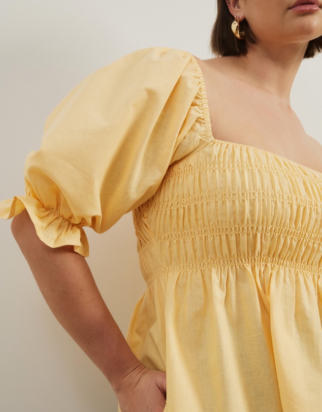 Atmos&Here Curvy - Elara Square Neck Peplum Blouse