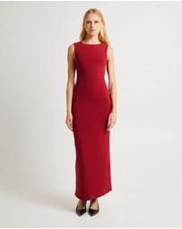 Alice In The Eve - Dahlia Curve Cut Out Maxi Dress
