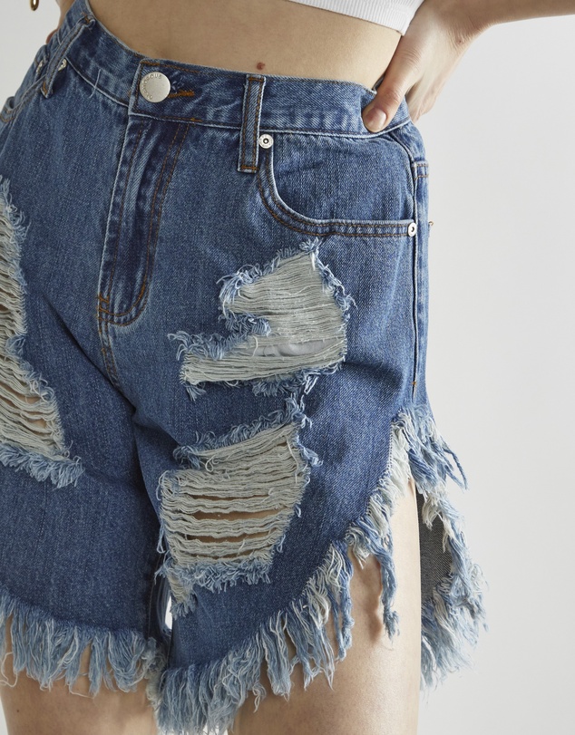 Glamorous - Frayed hem denim shorts