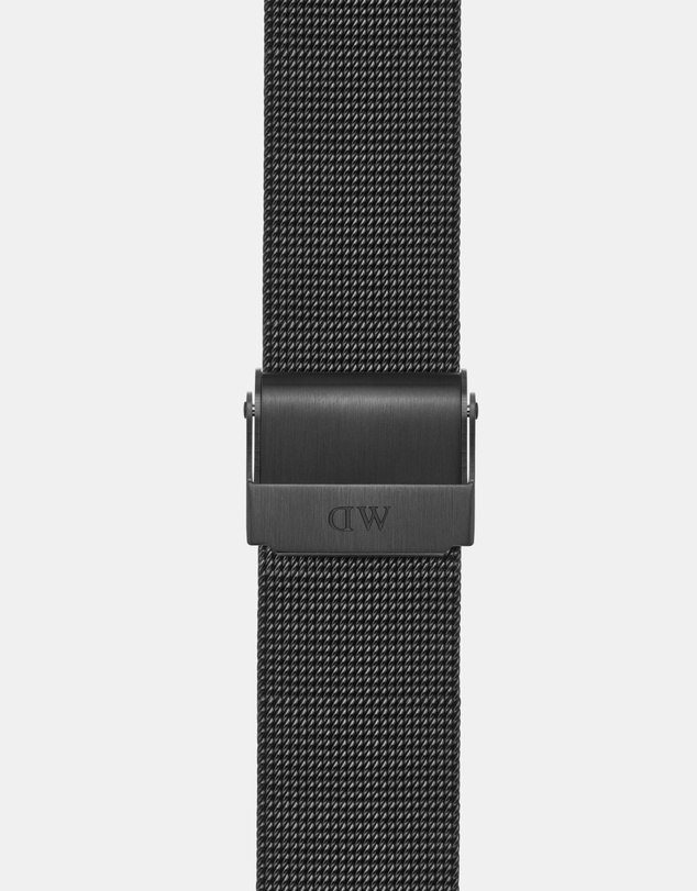 Daniel Wellington - Smart Watch Mesh strap 18mm
