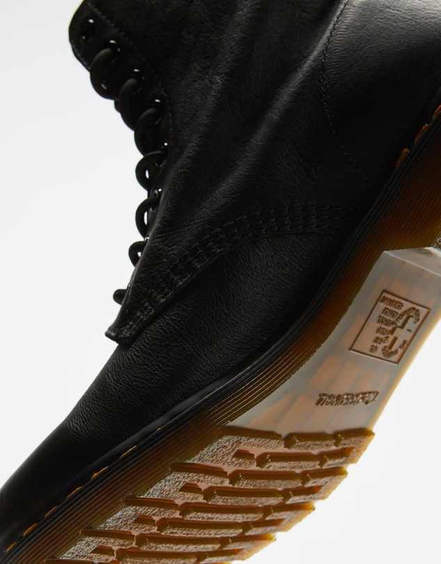Dr Martens - Womens 1460 Pascal 8-Eye Boots