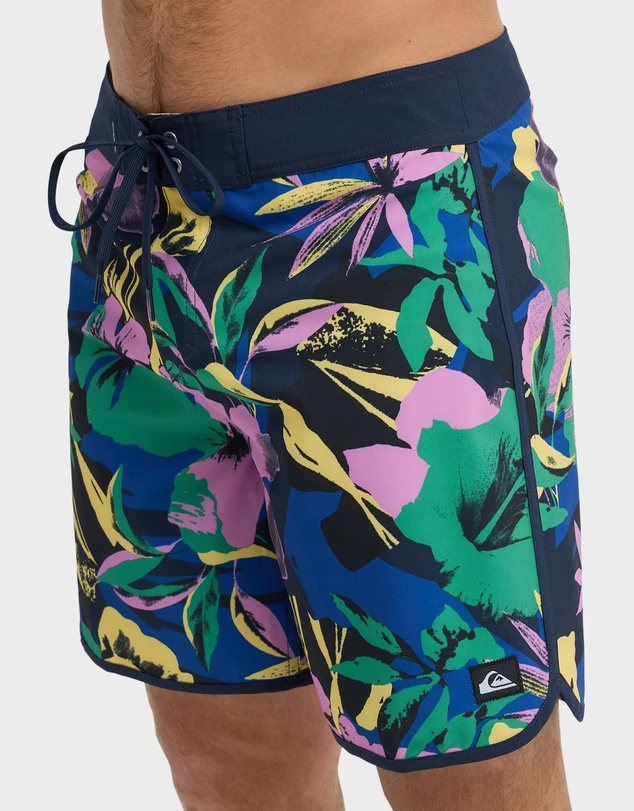 Quiksilver - Mens Surfsilk Scallop 18