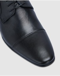 yd. - Garbo Dress Shoes